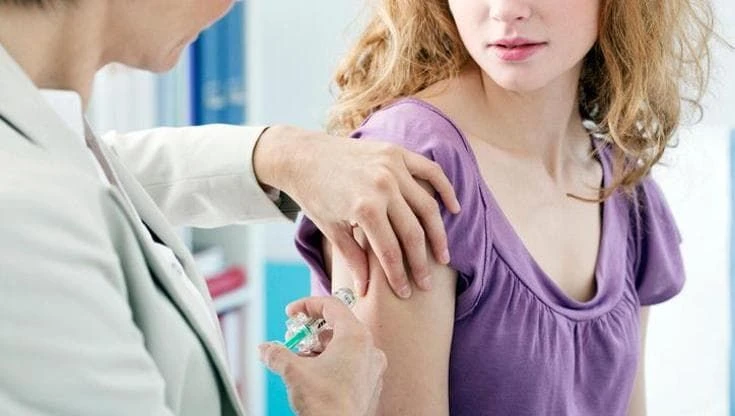 Hpv, 2 italiani su 3 dopo l’infezione sceglierebbero il vaccino: coperture ancora al 70%