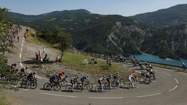 Doping, la ‘Bomba’ e Magic Box’: dalla Francia nuove accuse sul ciclismo. “Utilizzo improprio di prodotti medici”