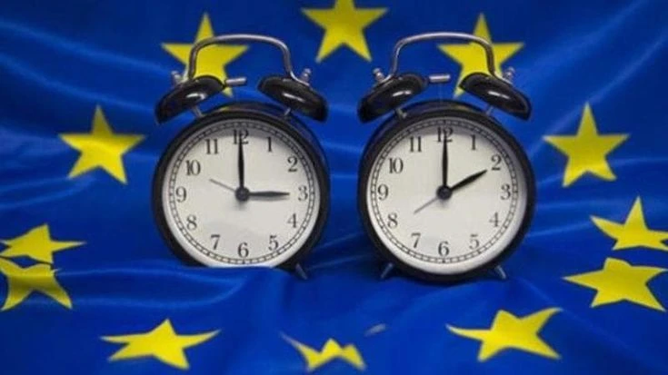 Ora legale, la commissione Ue farà uno studio per eliminare il suo cambio stagionale
