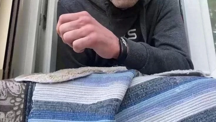 Bimba fa arrestare il padre che ha accoltellato la madre, un residente: 