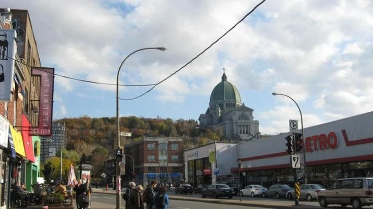 Sparatoria nel quartiere ebraico di Montreal, tre morti
