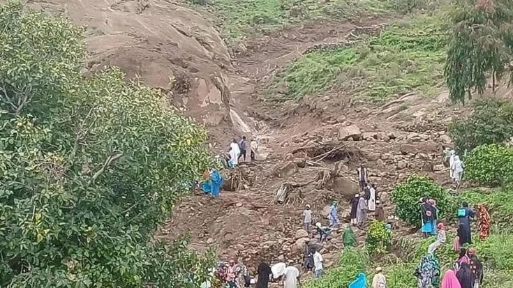 Frana devastante nel Darfur: oltre mille morti. “Spazzato via un villaggio, solo un sopravvissuto”
