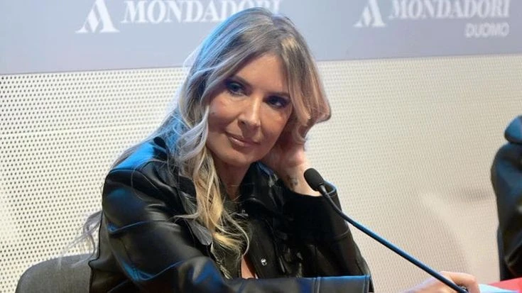 Selvaggia Lucarelli e Alvin condurranno “L’isola dei famosi”