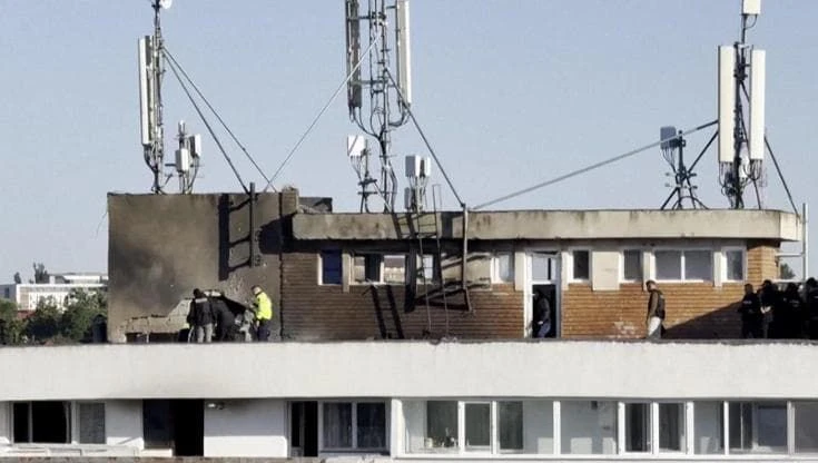 Romania: i danni sulla palazzina di Galati colpita dal drone russo