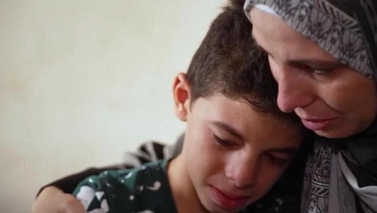Gaza - Storia di Foulla, che ha perso 4 figlie. Il fratellino: 