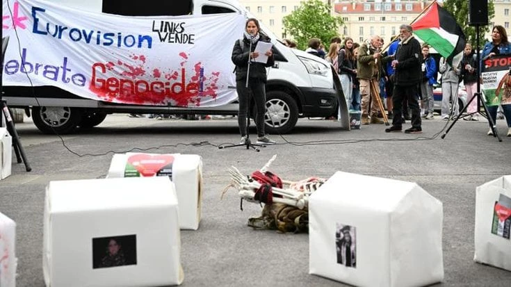 Eurovision al via: le proteste anti Israele, l’attesa per Sal Da Vinci