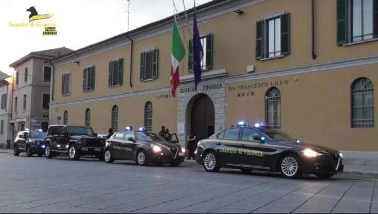 Traffico di droga, arresti e sequestri tra la Lombardia e la Calabria: i soldi gestiti da banche clandestine