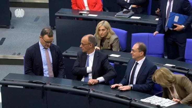 Germania: Friedrich Merz bocciato a sorpresa, al Bundestag anche Angela Merkel