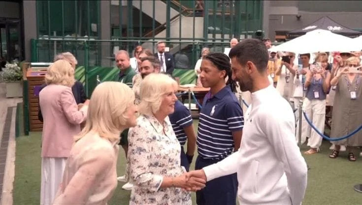 Wimbledon: arriva la regina Camilla, l'incontro con Djokovic