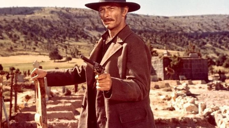 “Per qualche dollaro in più”, quando Leone riscoprì il West e Lee Van Cleef