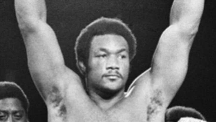 Morto George Foreman, il leggendario incontro con Muhammad Ali nel 1974 - il video