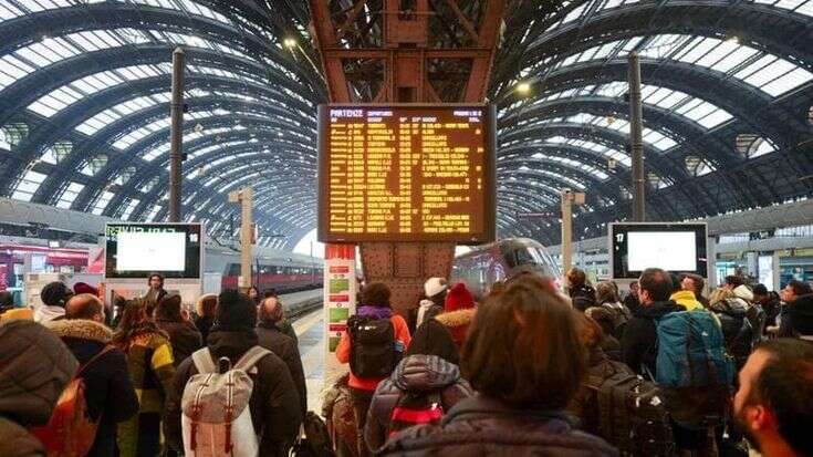 Sciopero dei treni 7 e 8 marzo, disagi per il Carnevale ambrosiano: ecco le fasce di garanzia