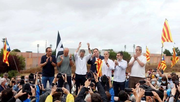 Fuori dalla prigione i leader indipendentisti della Catalogna. Junqueras: 
