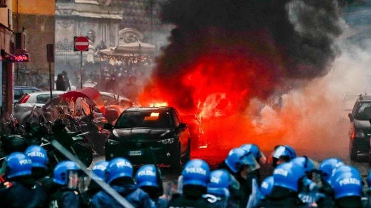 Champions, Napoli-Eintracht: vietata vendita biglietti a tedeschi e bergamaschi