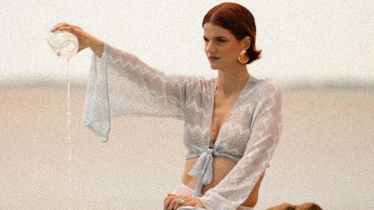 Chiara Galiazzo: “Vado avanti per la mia strada senza seguire mode o trend. Qualcuno mi ascolterà”