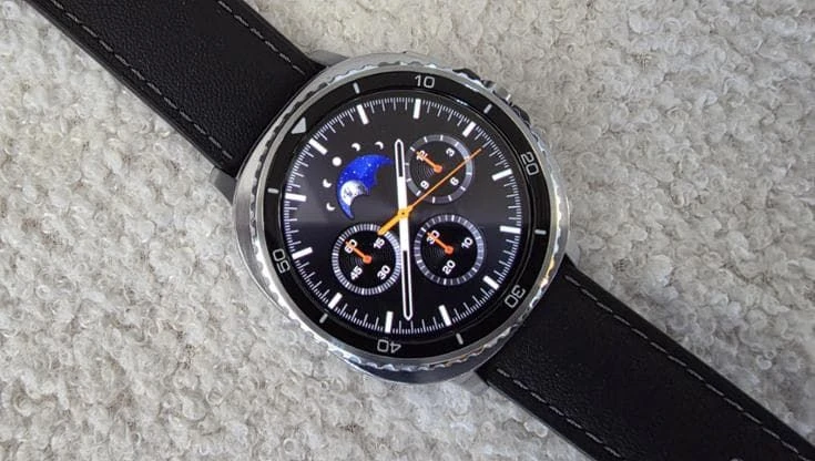 Samsung Galaxy Watch 8 Classic, la recensione: risponde con l’IA e corre insieme a te