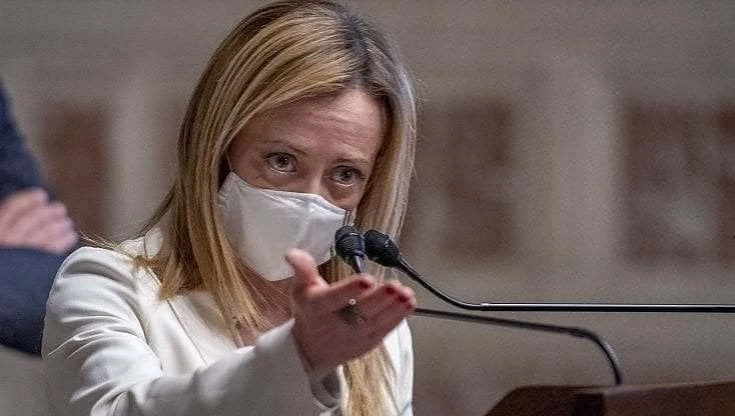 Covid, dopo Salvini anche Meloni si è vaccinata