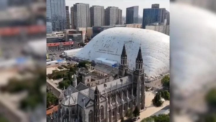 Cina: la gigantesca 