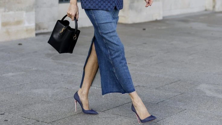 La gonna lunga di jeans è la risposta sempre corretta alla domanda: 