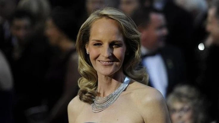 Helen Hunt: “L’Oscar non mi ha cambiato la vita. E invecchiare non mi spaventa”