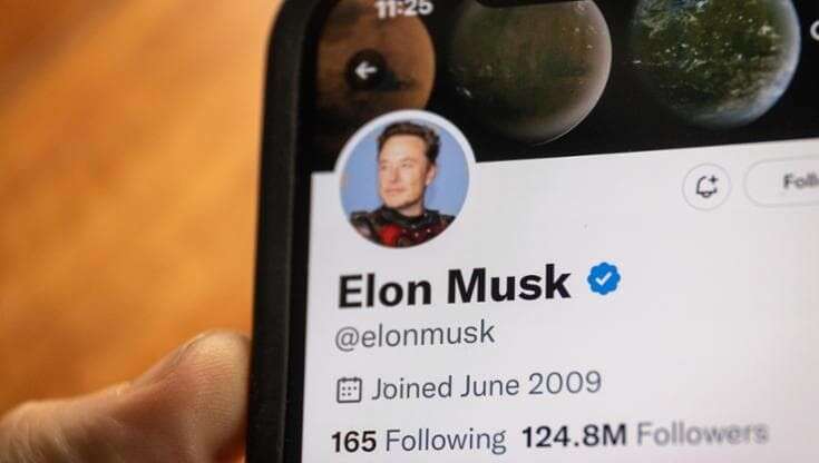 Musk ha detto che X.com è stato colpito da un massiccio attacco hacker