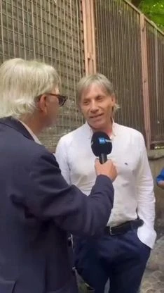 Festa Napoli, la 'gaffe' dell'inviato Rai: l'intervistato non è Oriali ma un sosia