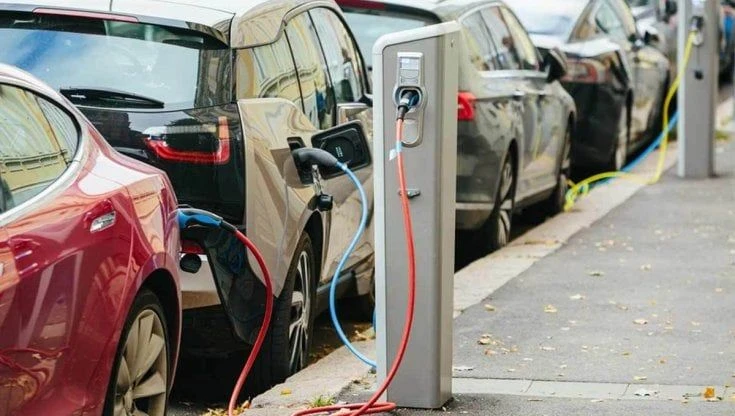 Auto elettriche, dall'Italia all'Europa il problema della ricarica