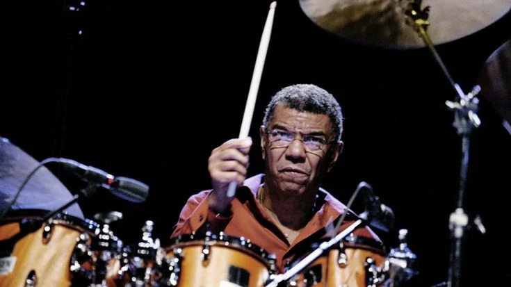 Jack DeJohnette, morto il batterista che con Miles Davis ha cambiato la storia del jazz
