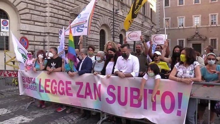Ddl Zan, ora si bypassano audizioni. Il pressing giallorosso: 