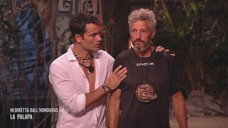 Tensione alle stelle all’Isola dei famosi: rissa con Giarrusso, sospeso Fantini