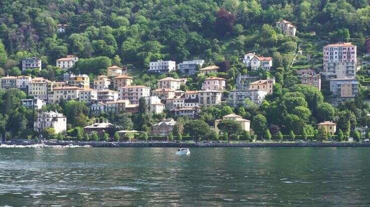 Trovato il cadavere di un uomo nelle acque del lago di Como: indaga la polizia