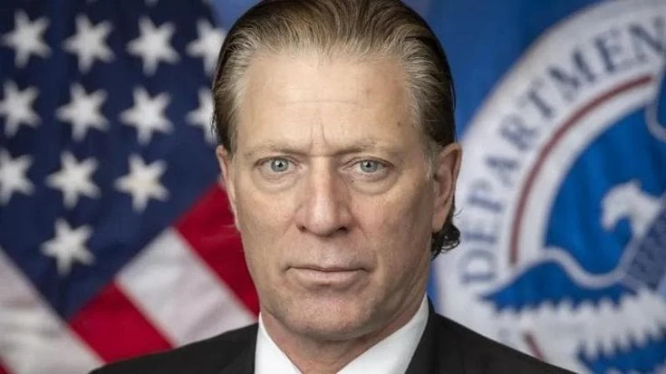 David Richardson, la gaffe del nuovo capo della protezione civile Usa: ignorava esistenza della stagione uragani