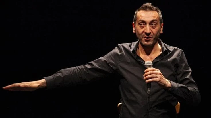 Cosa fare a Milano oggi 7 maggio: “Canzoni, la vita” al Leonardo e “DroneArt Show” all'Ippodromo