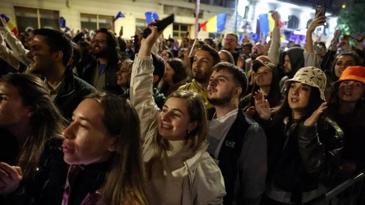 Romania, trionfo europeista. Dan sconfigge i filorussi, Simion denuncia brogli