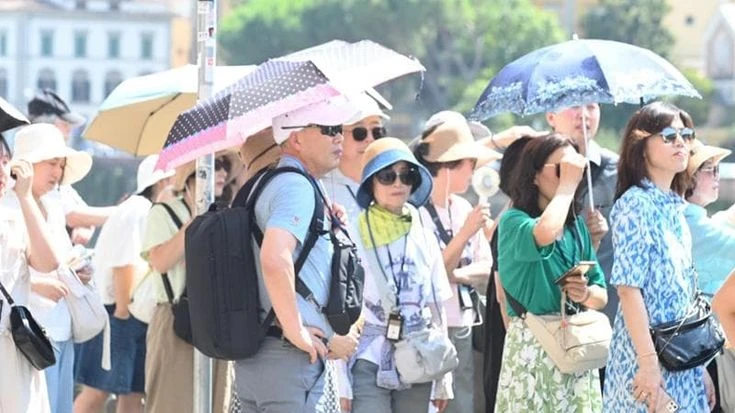 Previsioni meteo, weekend con temperature estive in tutta Italia: poi arrivano i temporali