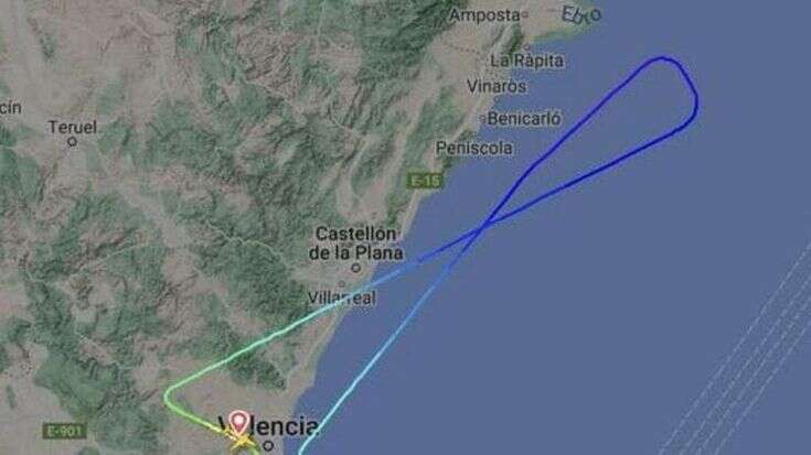 Urla e bestemmie, passeggero molesto a bordo: il volo Ryanair fra Valencia e Malpensa torna al punto di partenza dopo 40 minuti dal decollo
