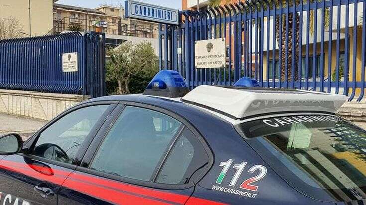 Corbetta, tenta di violentare ragazzina in ascensore: arrestato 19enne