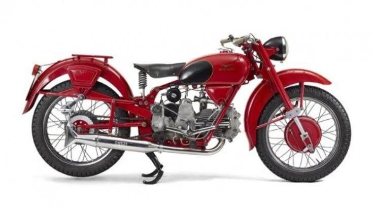 Cent'anni di Guzzi: un museo itinerante delle moto più belle