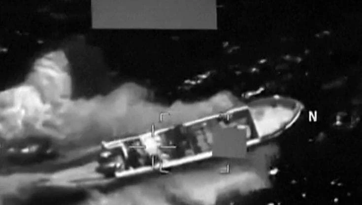 Narcotraffico, missile Usa distrugge barca sospetta nel Pacifico: le immagini dell'esplosione