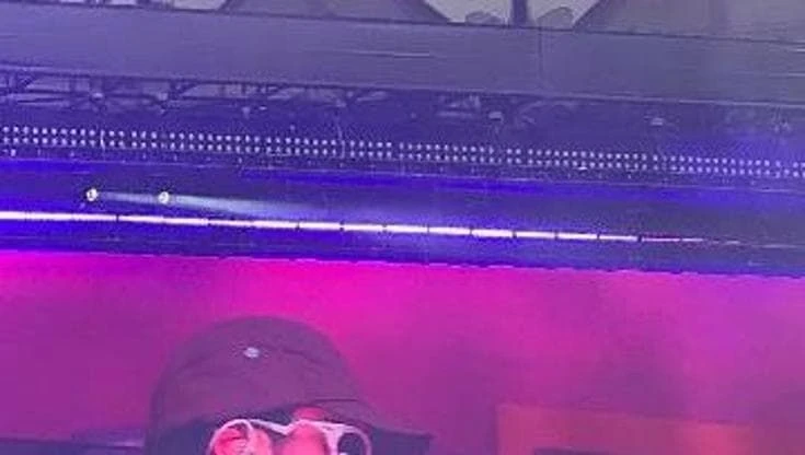 Bad Bunny infiamma Madrid: nella 'casita' anche Chiara Ferragni e Ester Expósito
