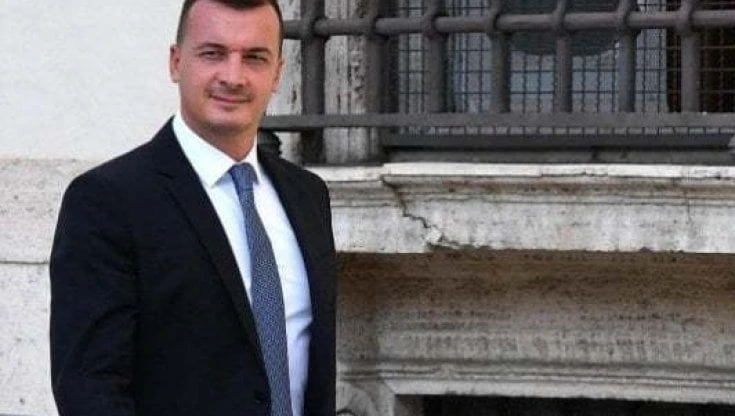 Hanno tutti ragione | Casalino, l'unico fuoriclasse del Movimento