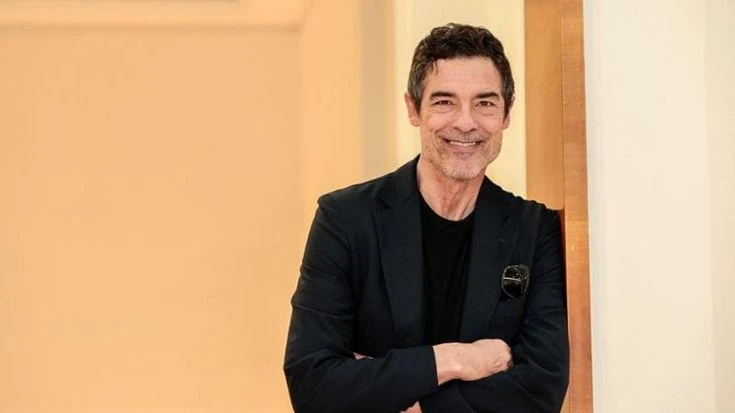 Alessandro Gassman contro i rincari in spiaggia: “Prezzi troppo alti, così la stagione affonda”