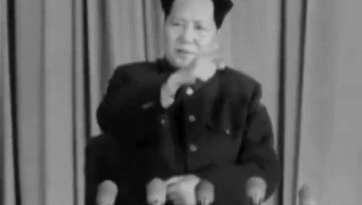 “Non cederemo mai”, Pechino usa un video di Mao Zedong di 70 anni fa per la guerra dei dazi