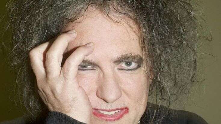 Robert Smith dei Cure annuncia: “Ho già pronti due nuovi album dopo ‘Songs of the lost world”