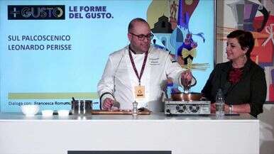 Festival Gusto. Sul palcoscenico Leonardo Perisse: lo show della carbonara a sorpresa