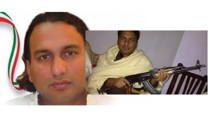 Si fece fotografare con un kalashnikov tra le braccia, ora si candida al Consiglio comunale di Brescia