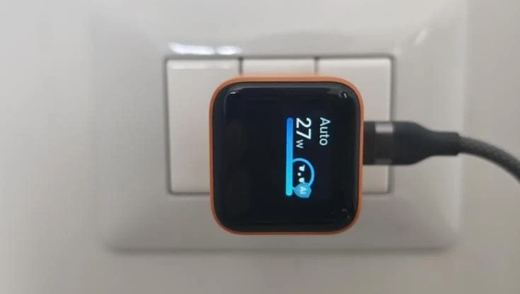 Anker Nano Charger 45W, quando il caricabatterie ti sorride