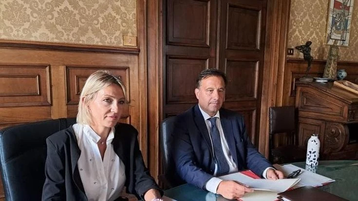 Savona,vicesindaca positiva all’alcoltest: «Grave errore». Il sindaco la perdona: «Solo un episodio»