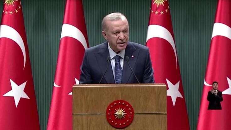 Erdogan contro i curdi in Siria: 