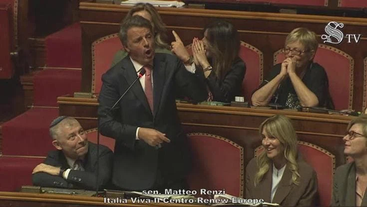 Renzi attacca Giuli in Senato: “Vede comunisti ovunque e pensa che la cultura sia una mangiatoia”
